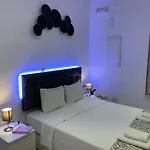 Puerto Marina Apartment