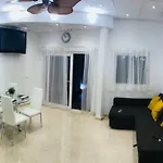 Puerto Marina Apartment *